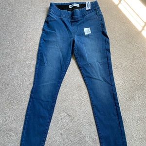NWT Old Navy Women’s jeans
